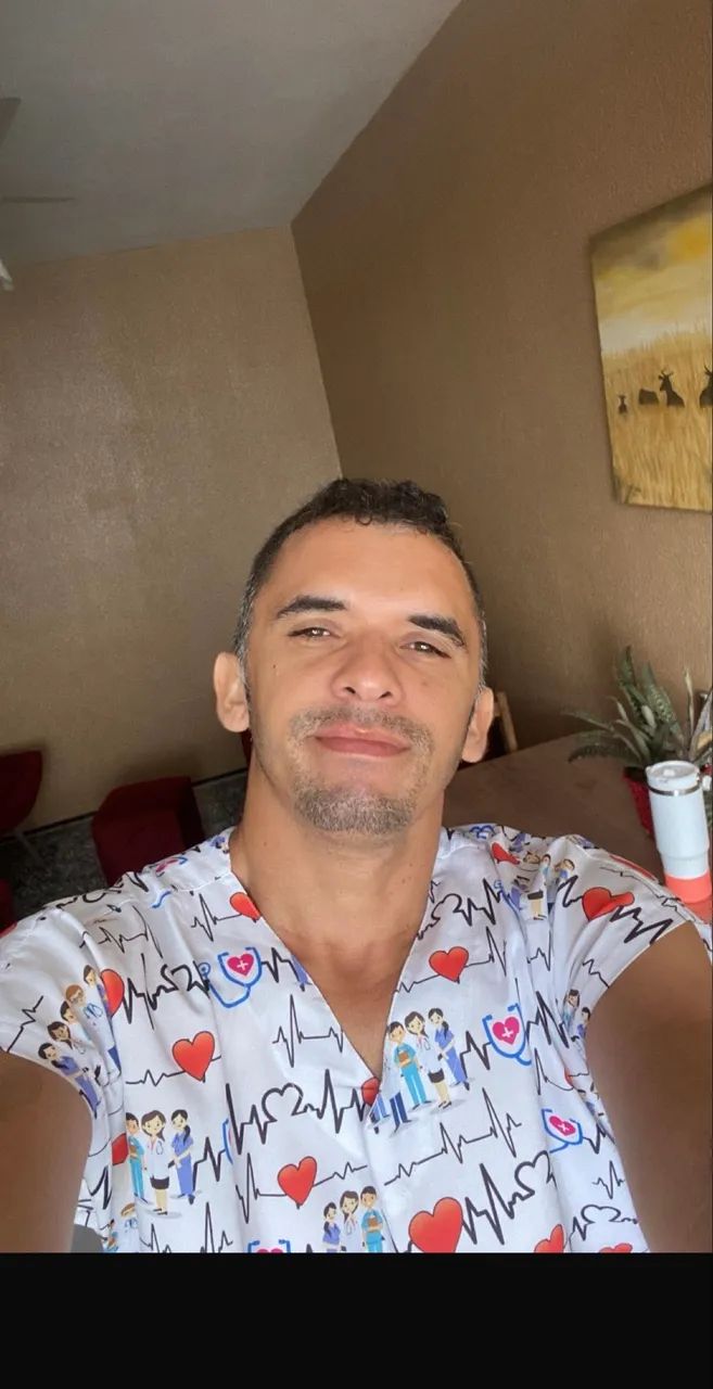 CUIDADOR DE IDOSOS DISPONÍVEL 