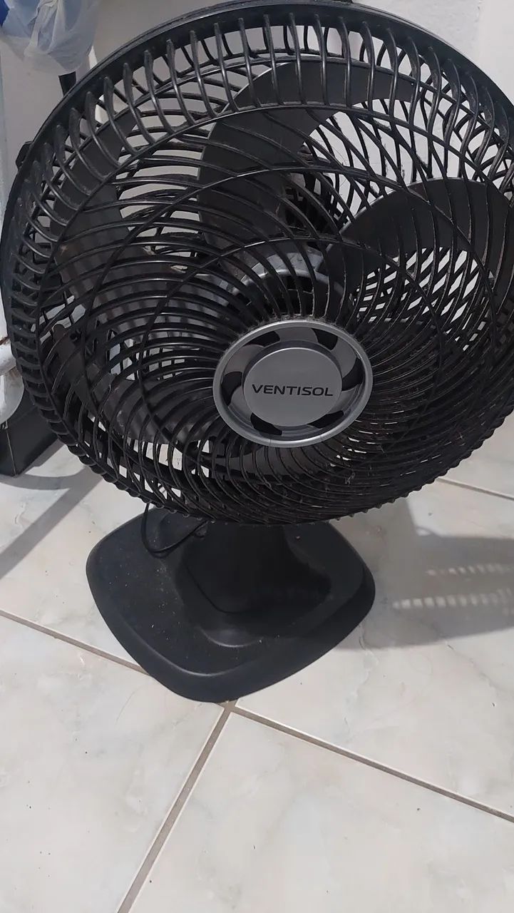 Ventilador pouco usado 