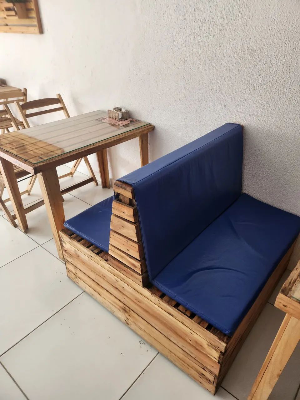 SOFA DE MADEIRA - Foto 3
