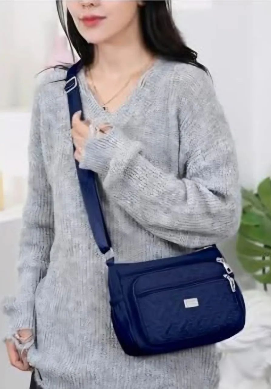 Bolsa transversal azul nova - Foto 2