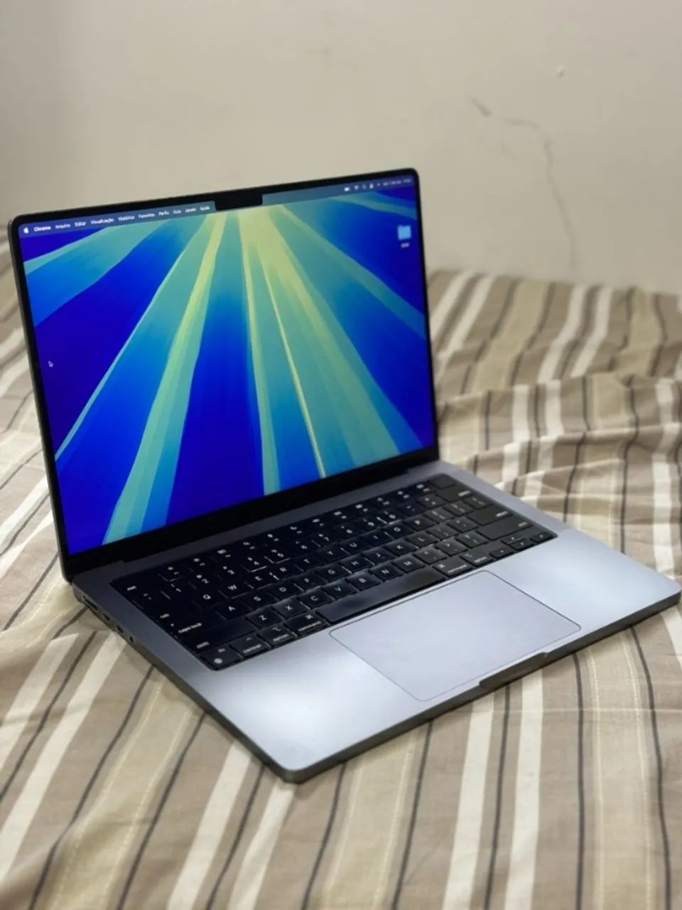 macbook pro m1 512