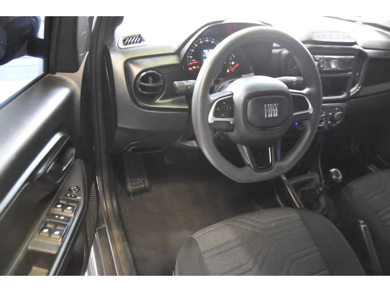 Fiat Strada Freedom 1.3 Flex 8V CD 2025 - Foto 3