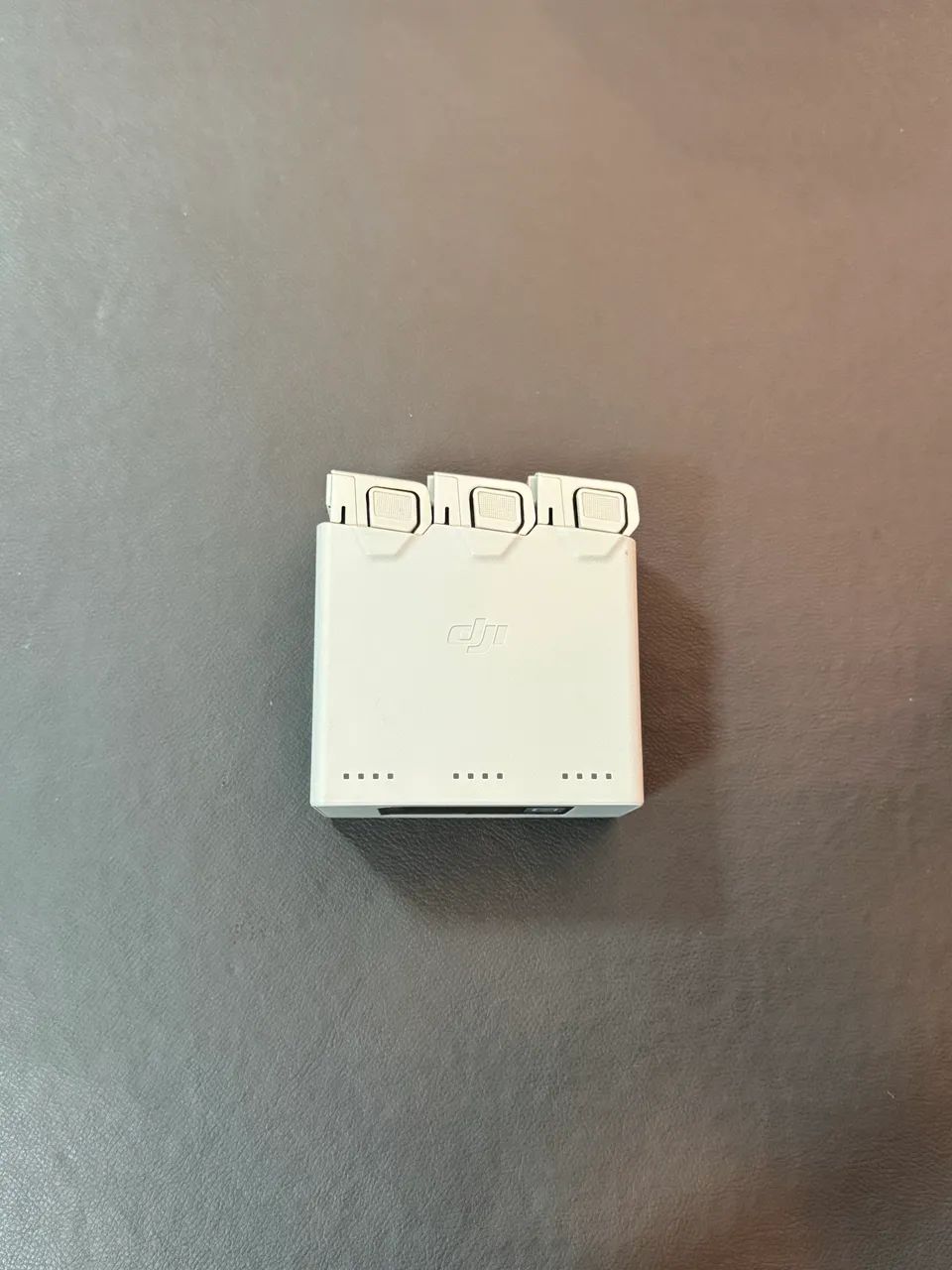 DJI Mini 3 Pro Fly More Combo + Controle DJI RC - Foto 2