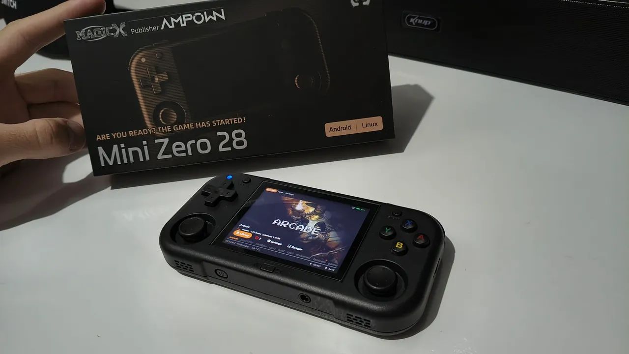 MagicX Mini Zero 28 - Console portatil emulação Android 
