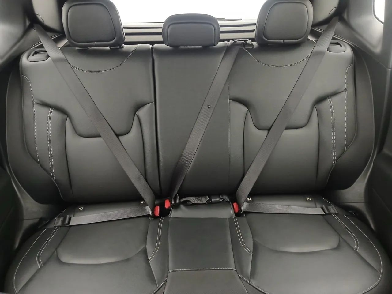 Jeep Renegade Long. T270 1.3 TB 4x2 Flex Aut., foto 18 de 18