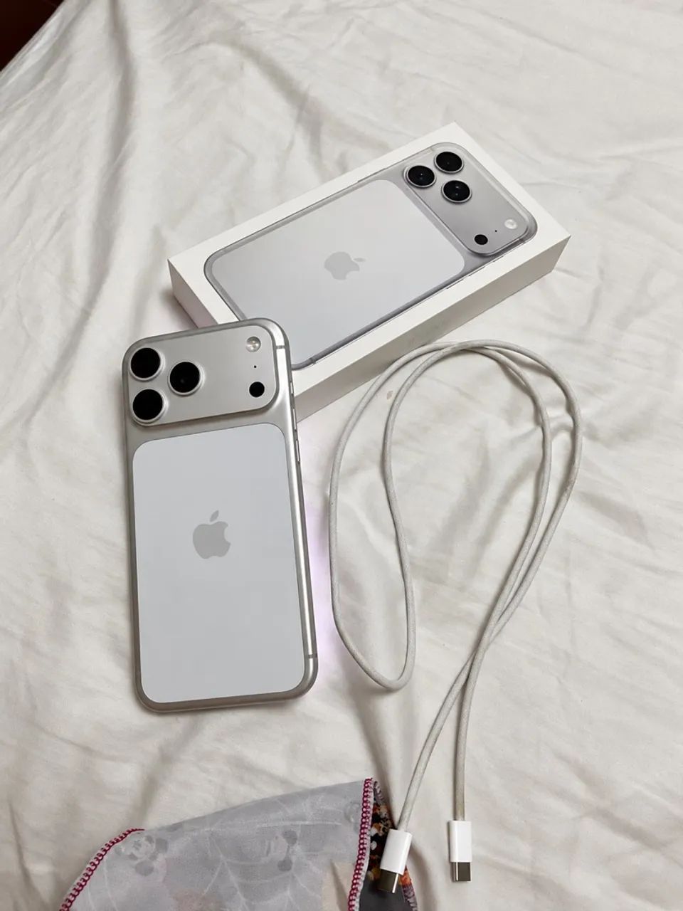 iPhone 17 pro Max prata 258g  - Foto 2