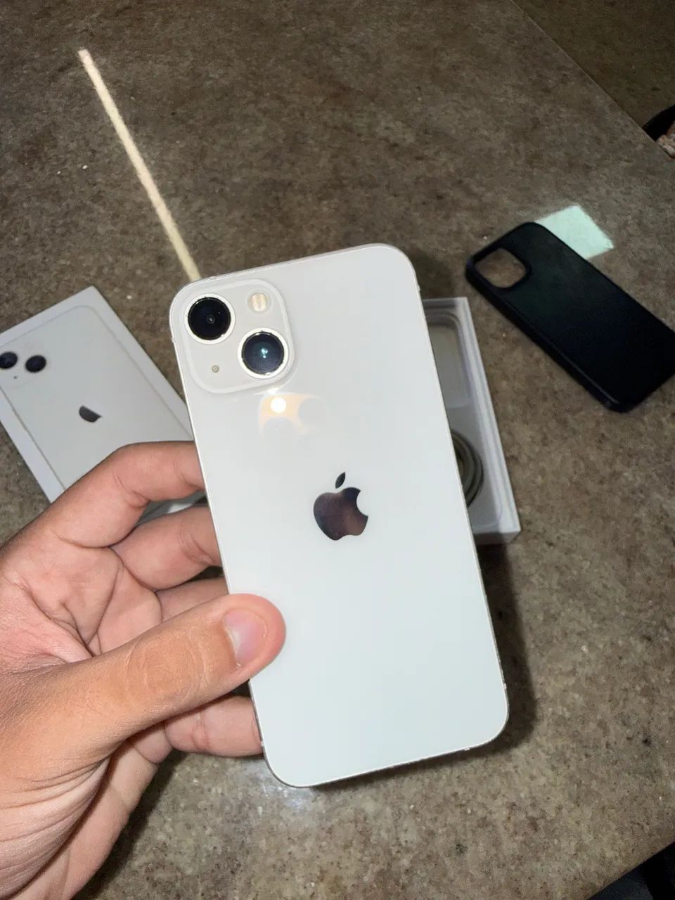 iPhone 13 256gb Bateria 100% seminovo (2 meses de garantia da
