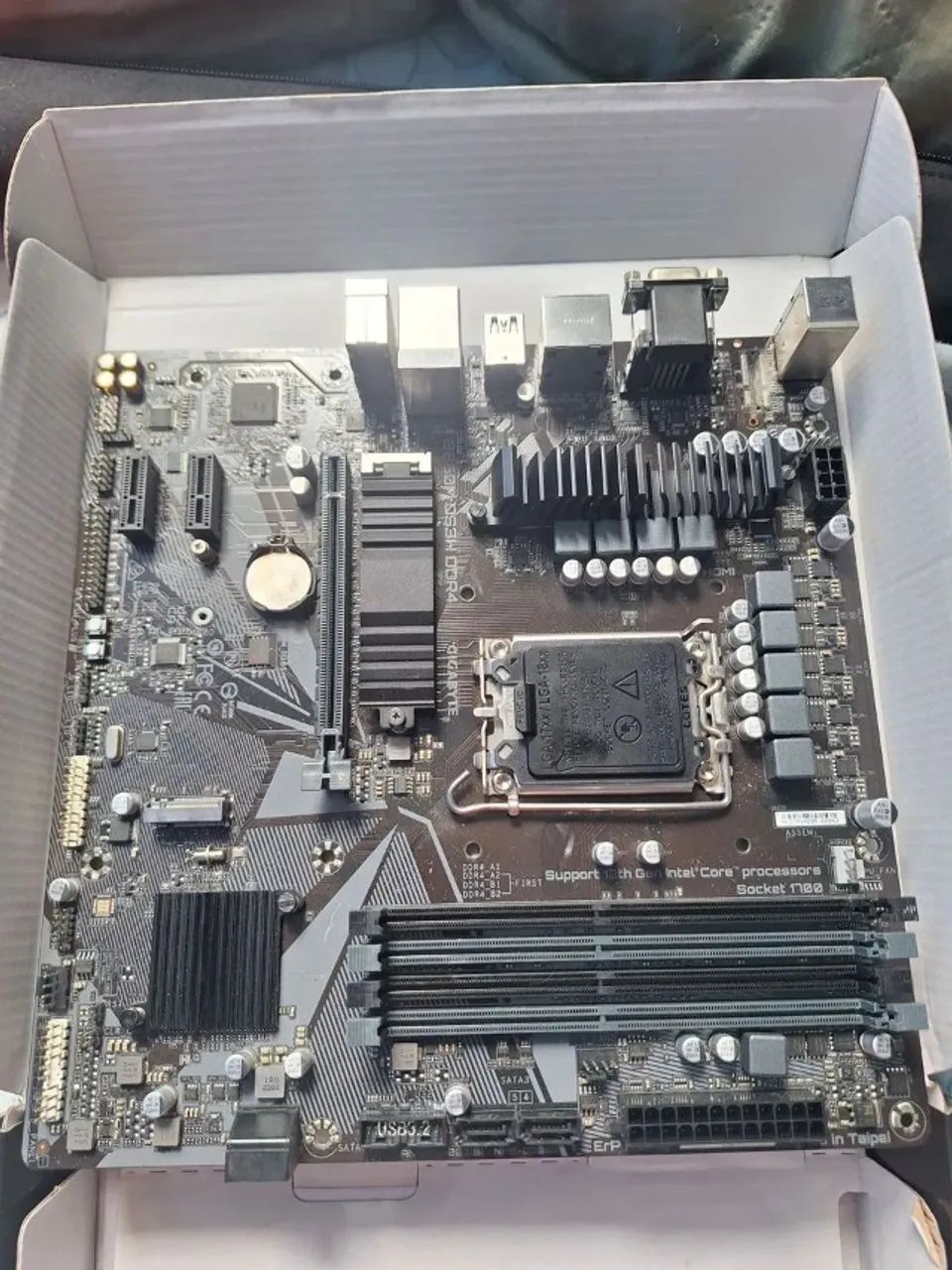 Placa-Mãe Gigabyte B660M DS3H DDR4 - Foto 3