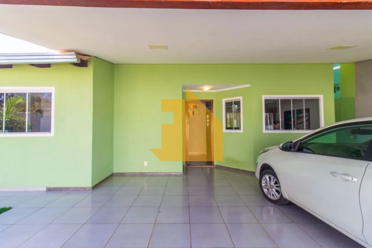 CASA COM PISCINA NO QUINTAS DO SOL - Foto 2