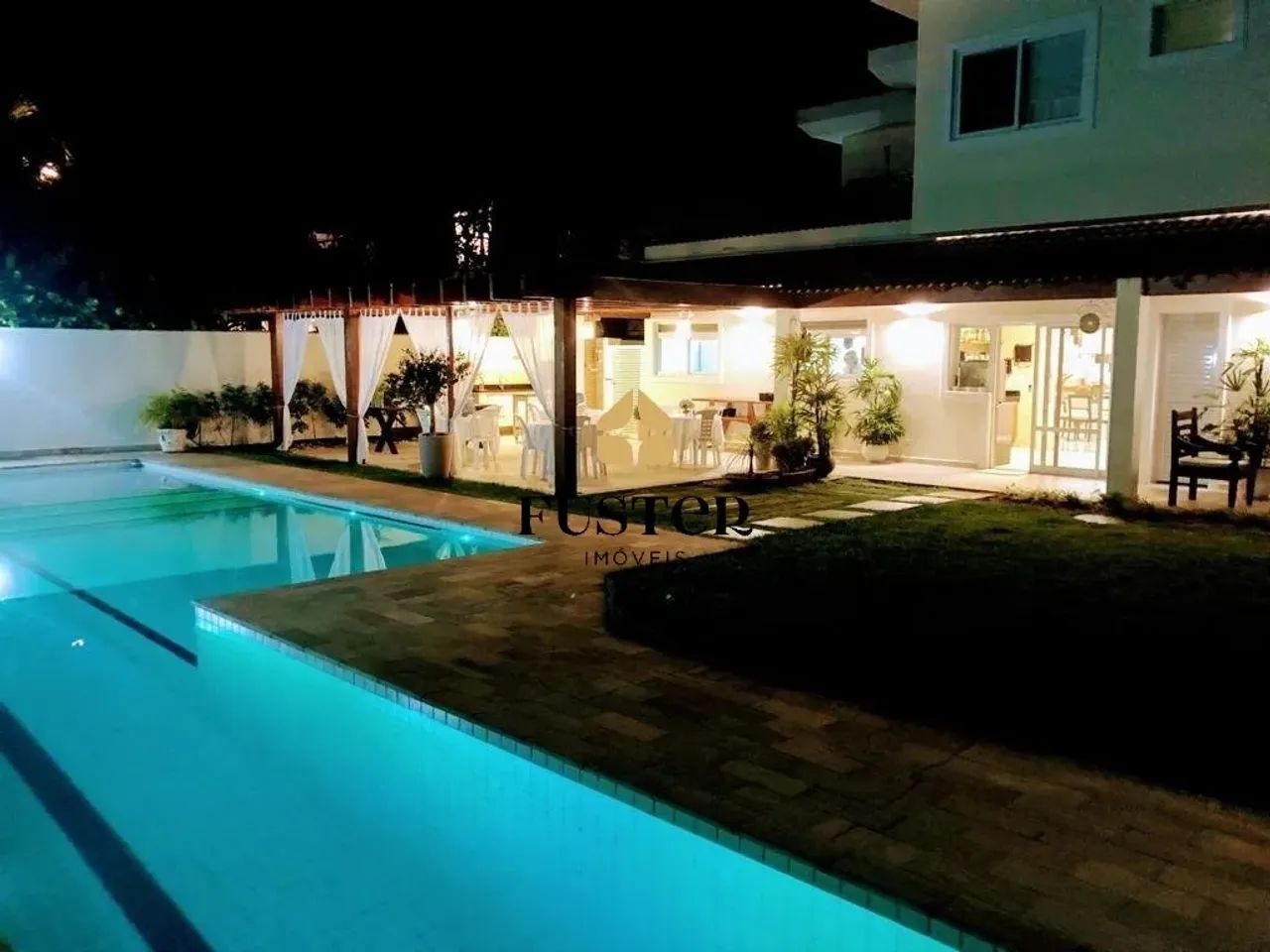 CASA LINDA COM ÁREA EXCLUSIVA DE CHURRASCO - Foto 5