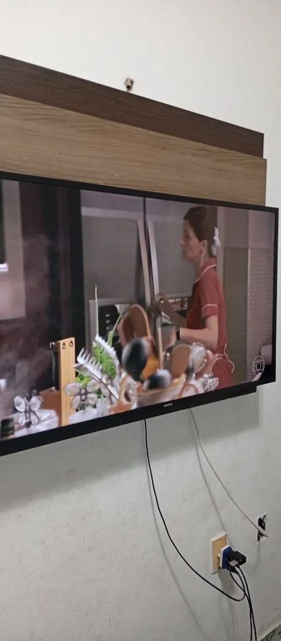 Vendo essa tv da marca Samsung de 43 polegadas SMART  - Foto 4