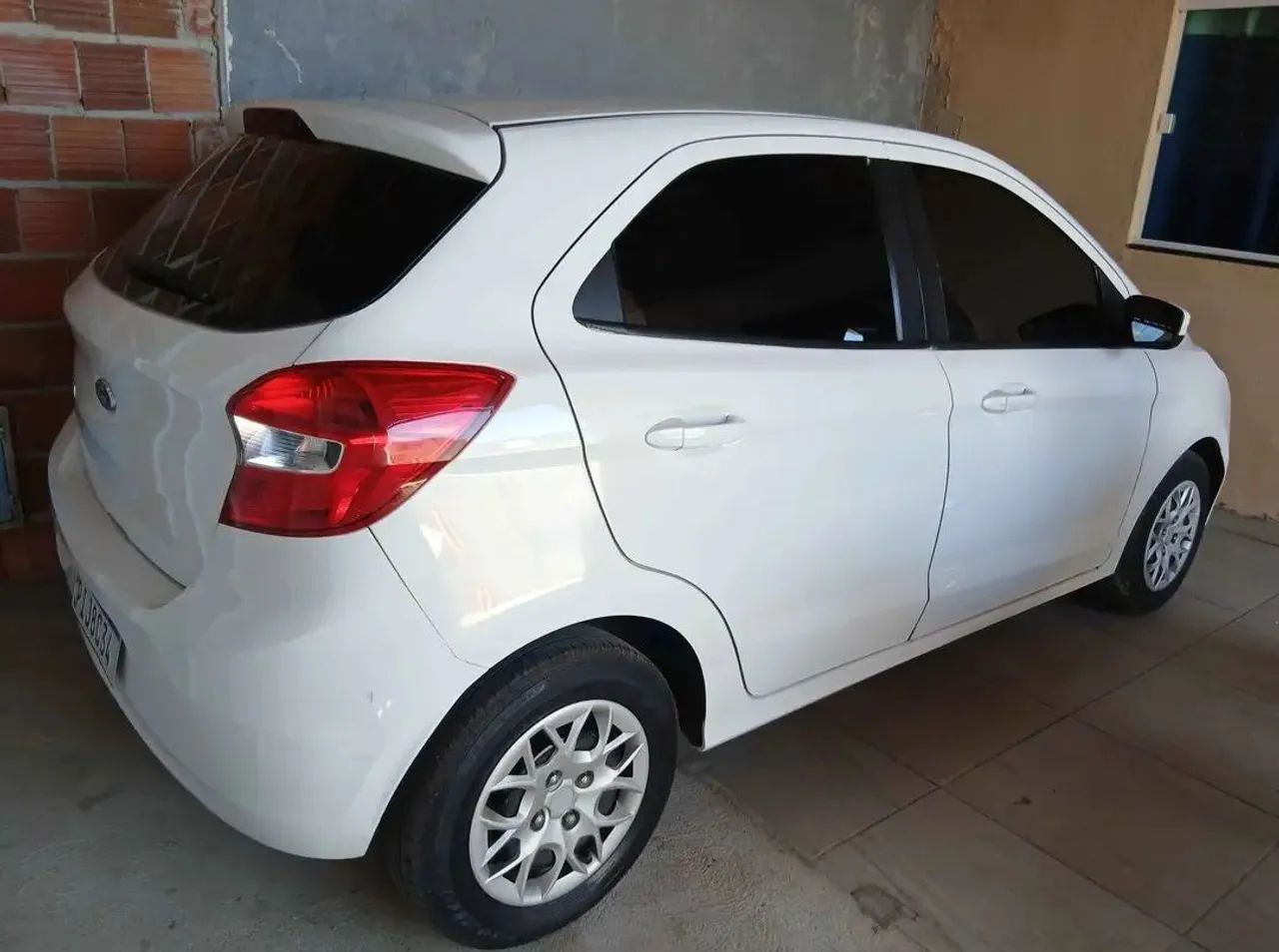 Ford Ka 1.0 SE/SE PLUS TIVCT FLEX 5P 2015