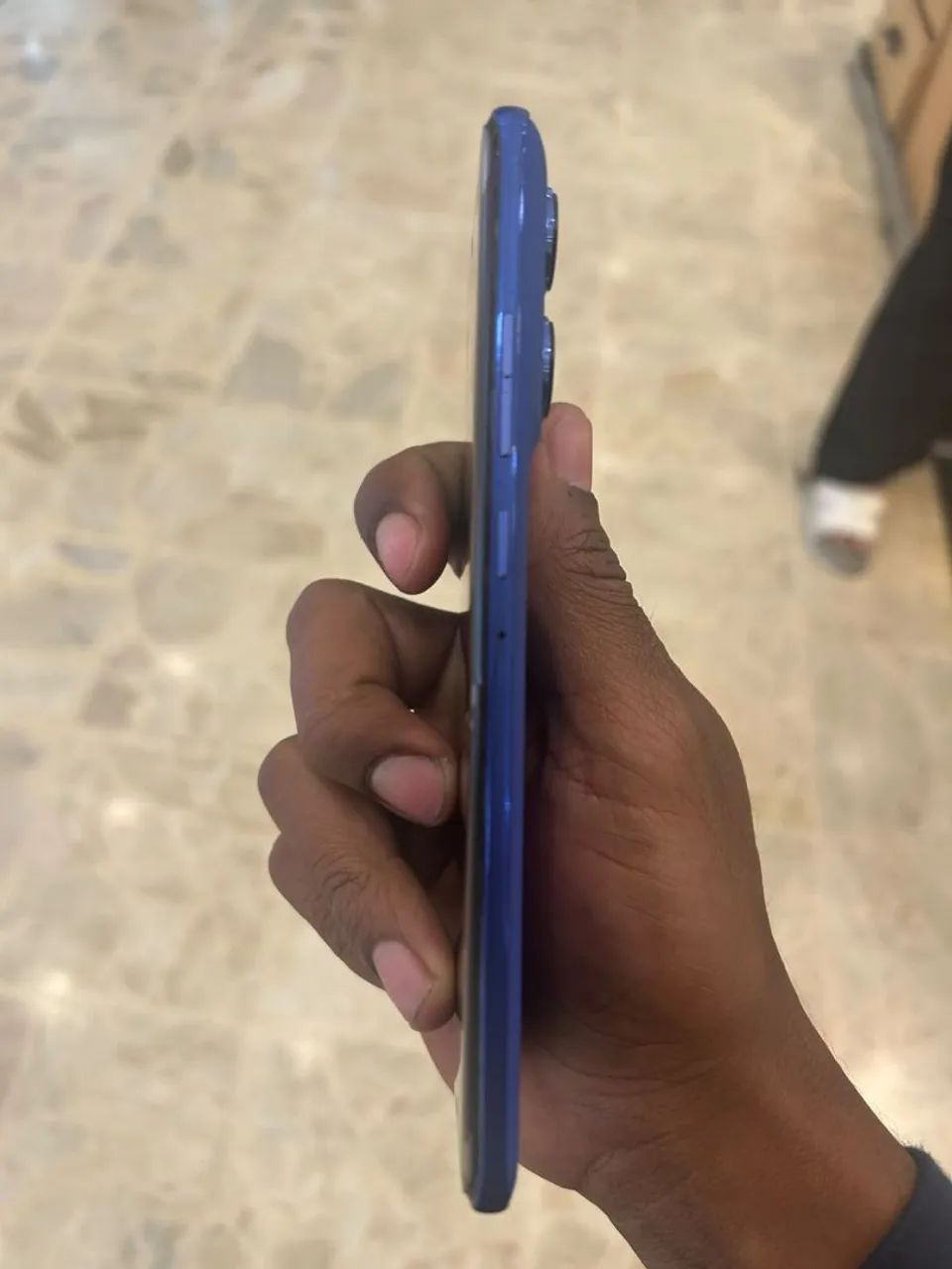 Edge 60 pro , na caixa e carregador original  - Foto 3