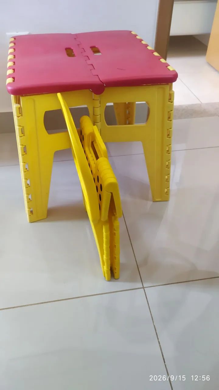 Conjunto cadeira e mesa infantil dobrável  - Foto 5