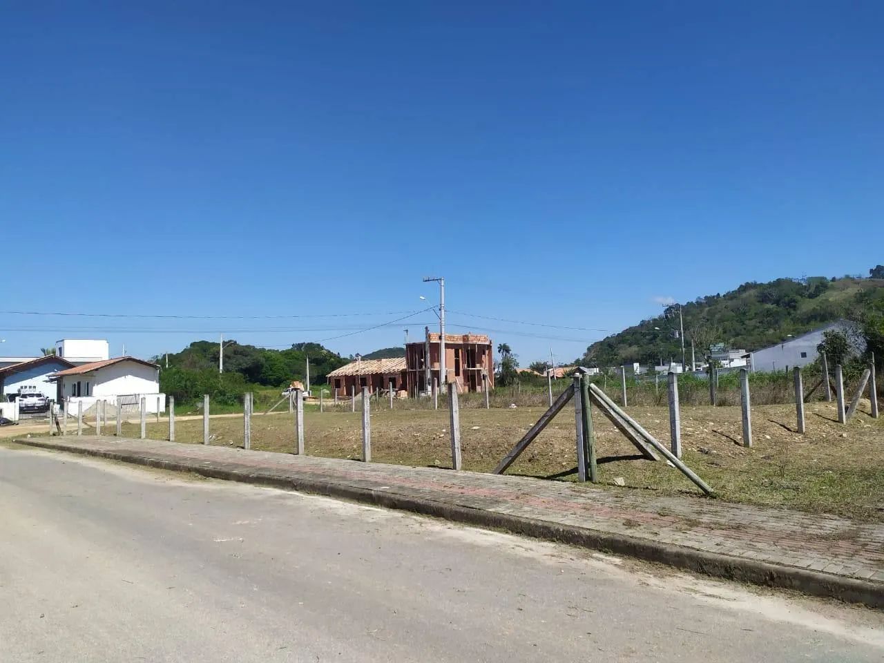 Terreno esquina Itajuba - Foto 2