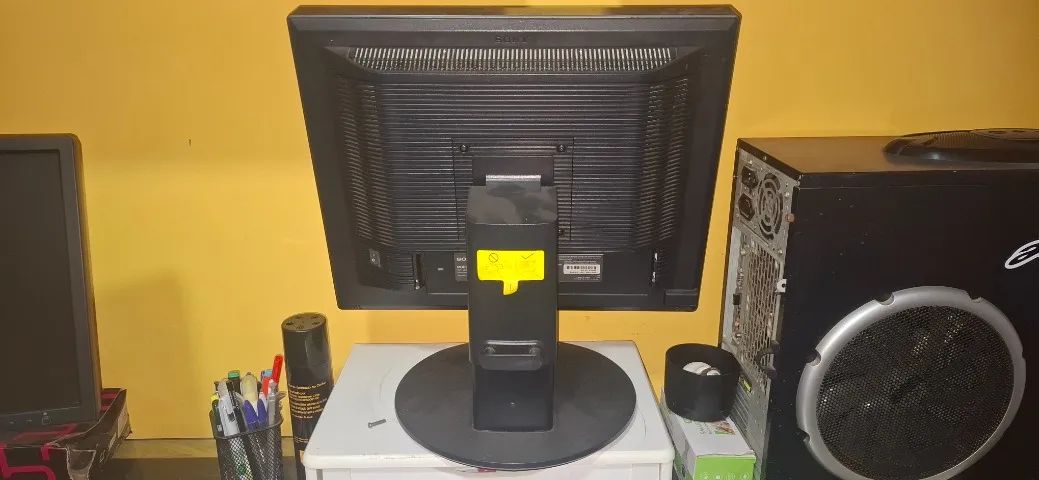 monitor LCD Sony  c/defeito // PC  computador  - Foto 4