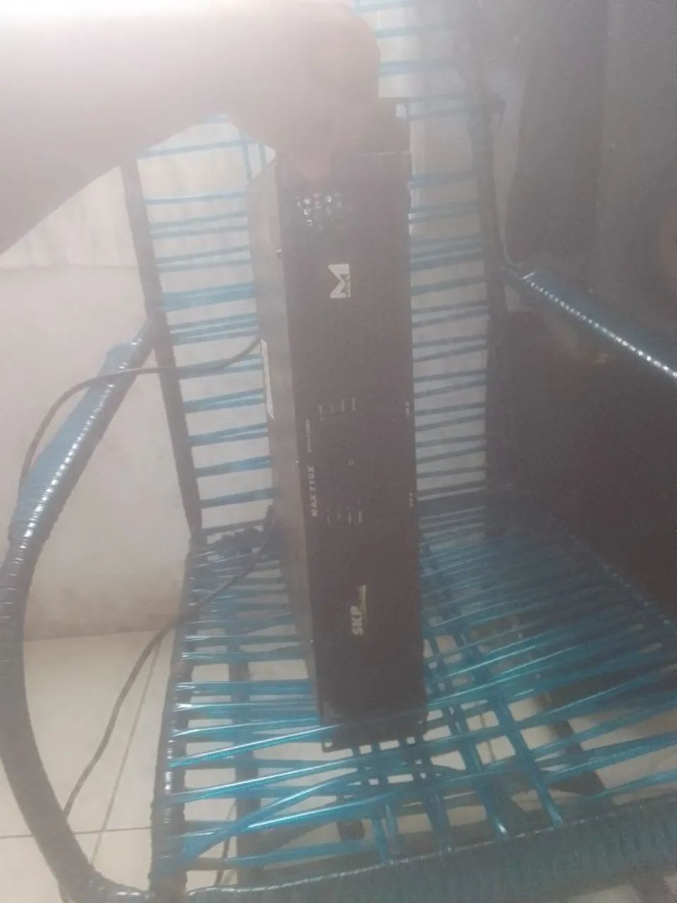 Amprificado de som so ta peganga do um lado - Foto 2