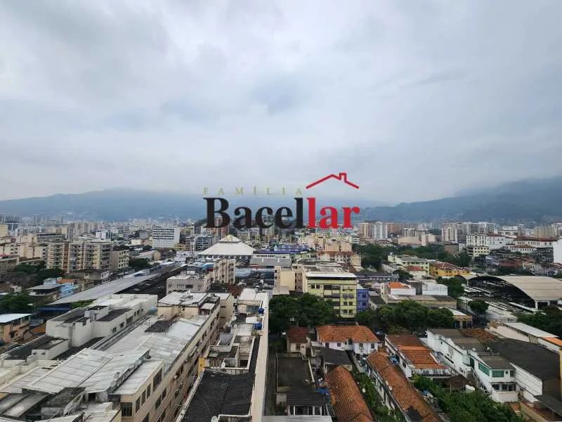 Apartamento - / Residencial / Vila Isabel