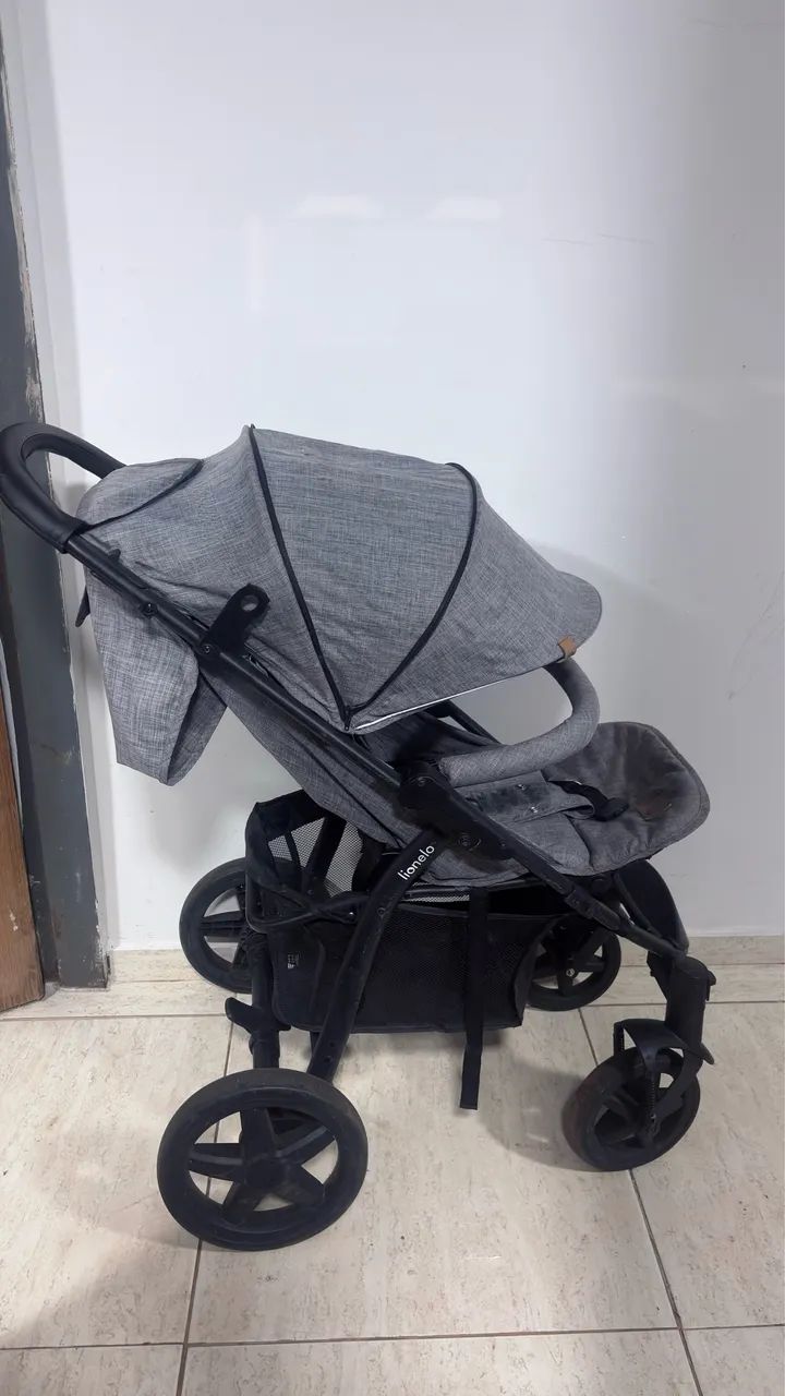 Vendo carrinho de bebê, usado mas em perfeito estado 