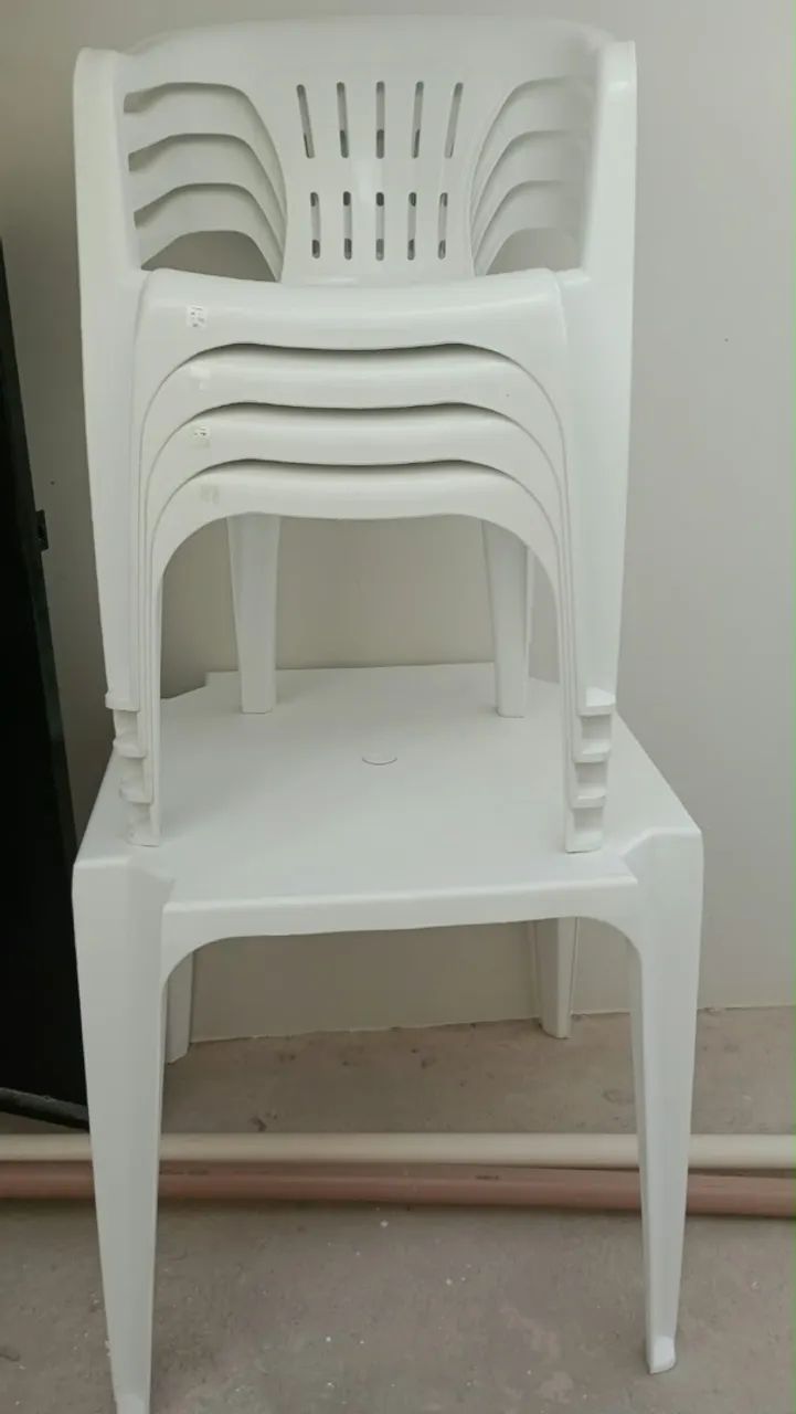 Vendo conjunto de mesa Tramontina com 4 cadeiras Tramontina 