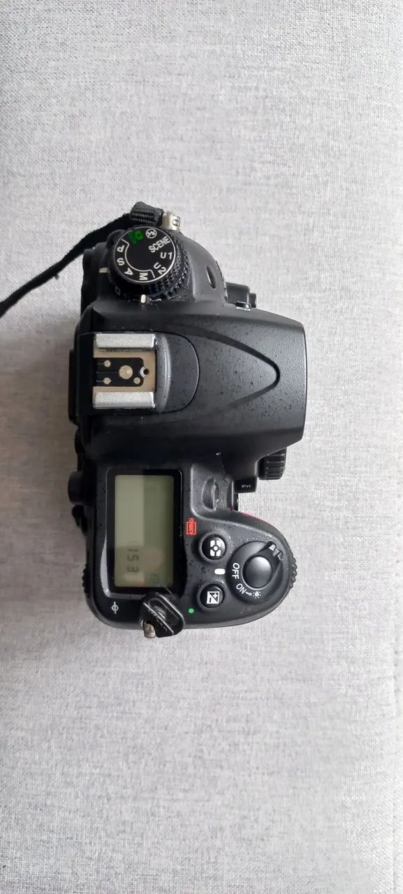 Vendo Corpo de Câmera Nikon D7000  - Foto 4