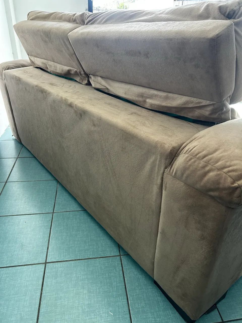 Sofá  suede retrátil e reclinável entrego  - Foto 3
