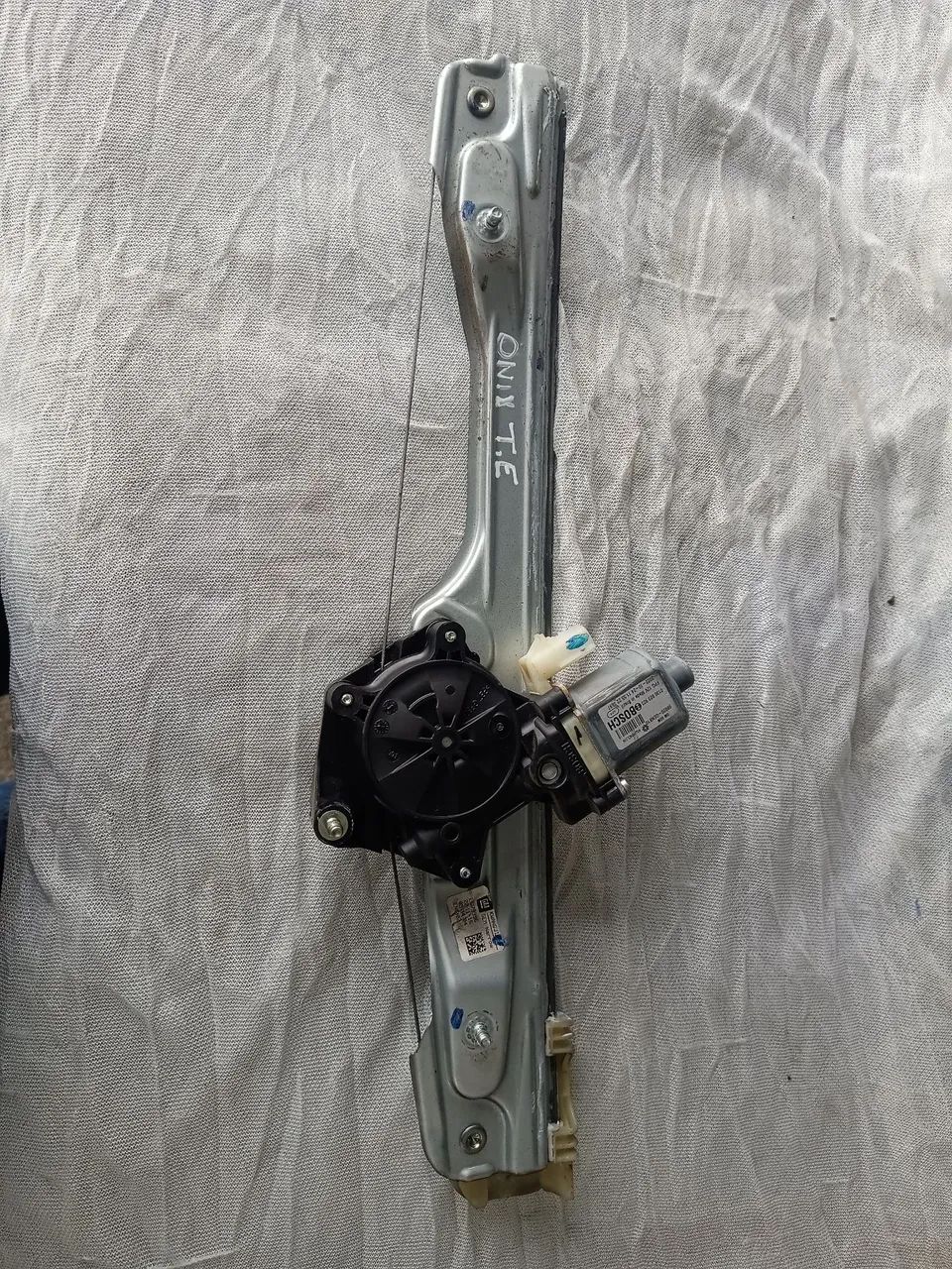 ONIX PLUS ELEVADOR VIDRO ELÉTRICO TRASEIRO ESQUERDO 