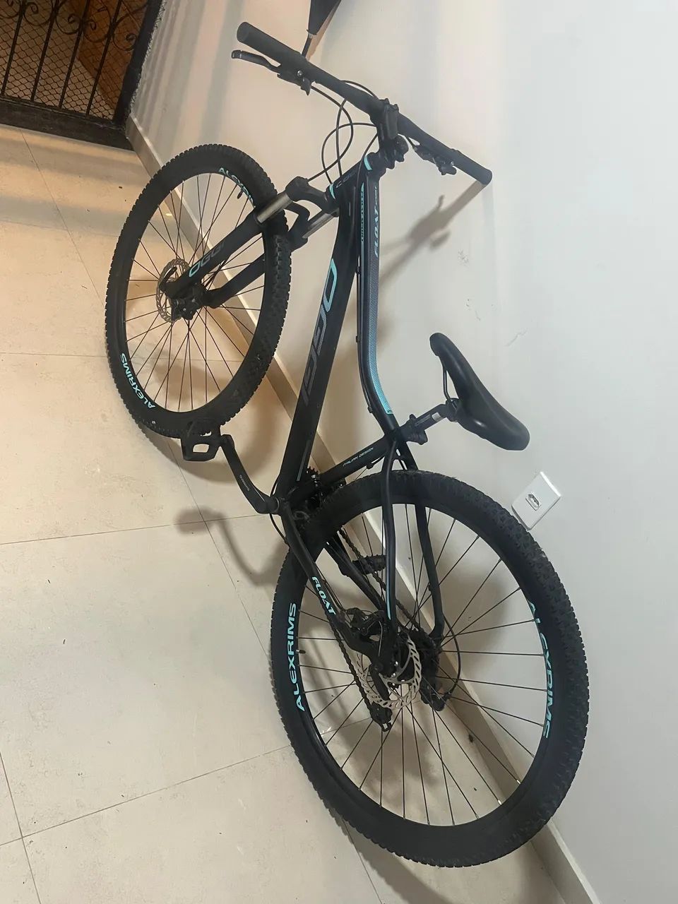     Bicicleta Aro 29 - Excelente Estado - Foto 3