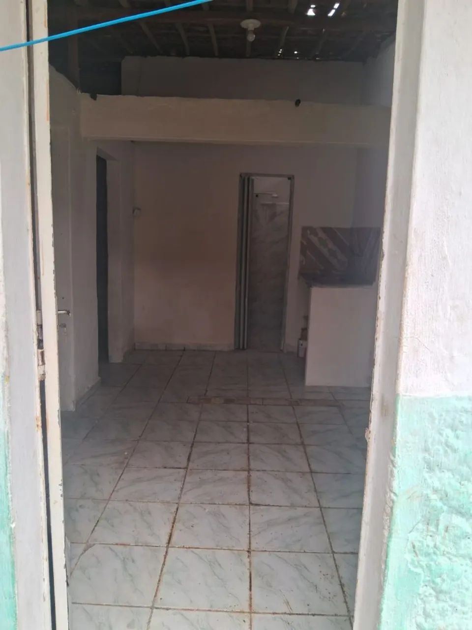 ALUGADA  - Foto 2