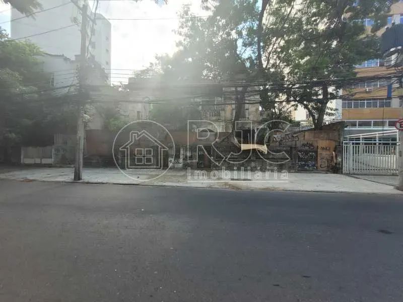 Excelente oportunidade para quem busca amplo espaço e valorização! Imóvel à venda com 483  - Foto 6