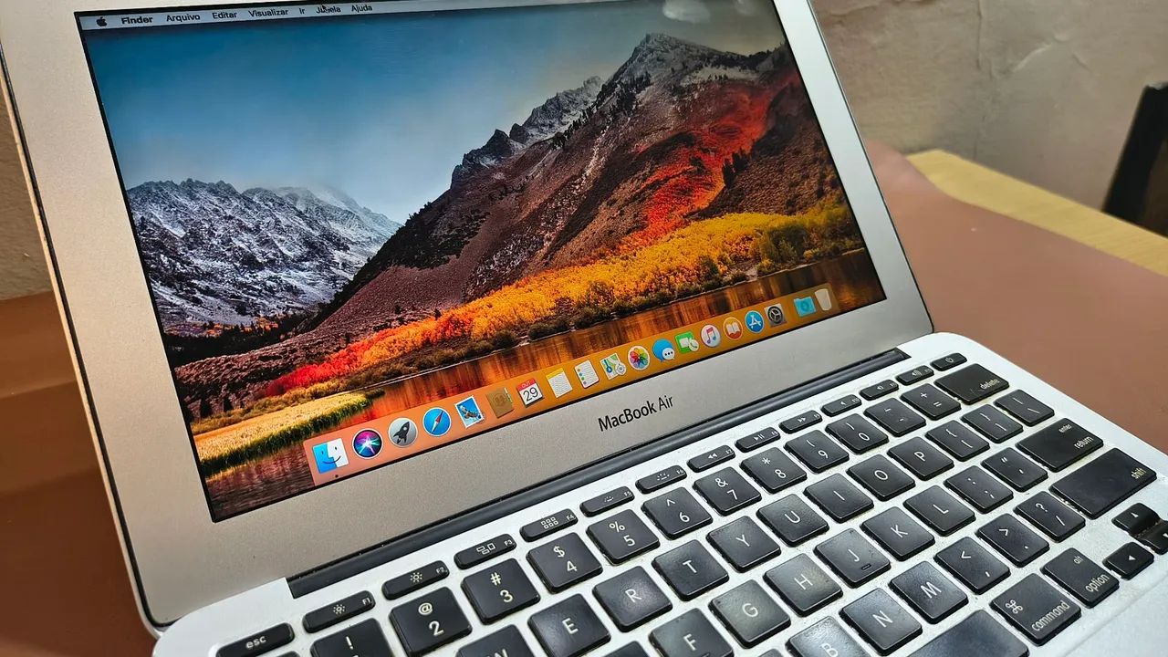Macbook Air 11 core i5  - Foto 5