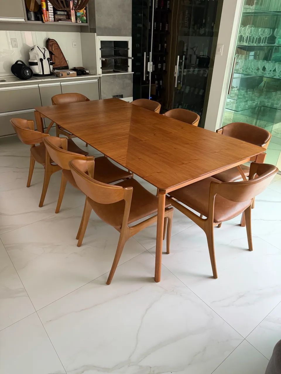 Conjunto mesa de jantar 8 lugares 