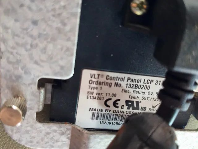 Painel de controle de motor trifásico com inversor Danfos VLT - Foto 2