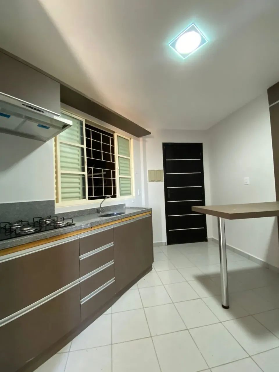 Flat para aluguel com 32 metros quadrados com 2 quartos - Foto 2