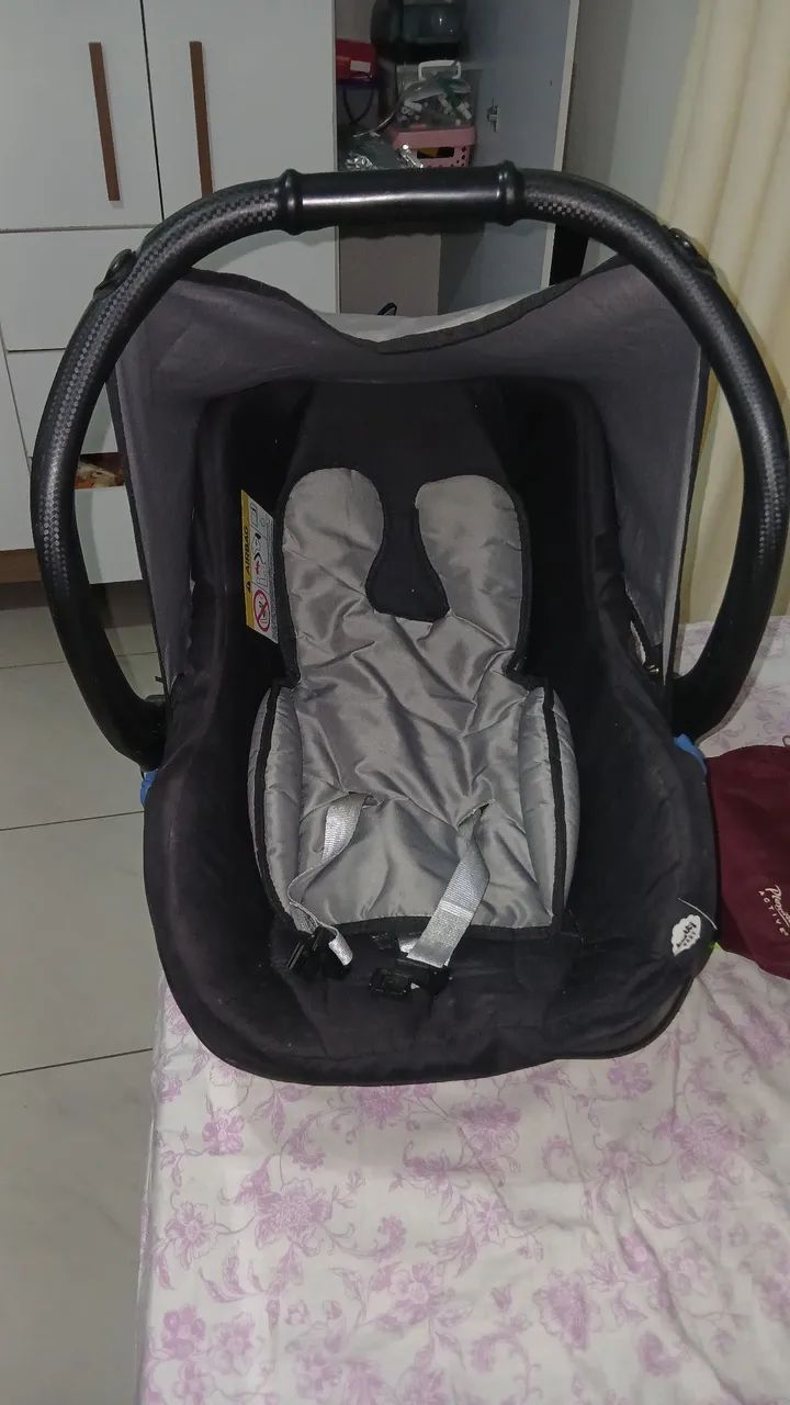 Bebê Conforto  / Semi - usado 