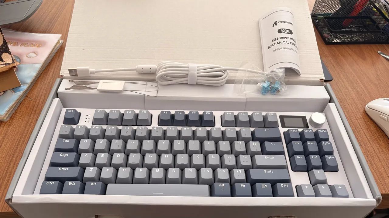 Teclado Mecânico Attack Shark K86 RGB