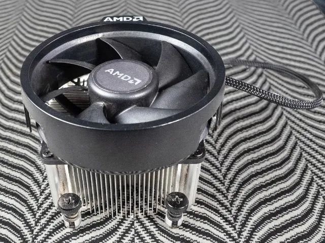 Processador AMD Ryzen 5 3400G Com Cooler Original - Perfeito Estado - Foto 3