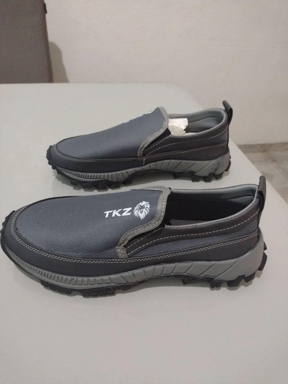 Tênis importado n.39 Masculino