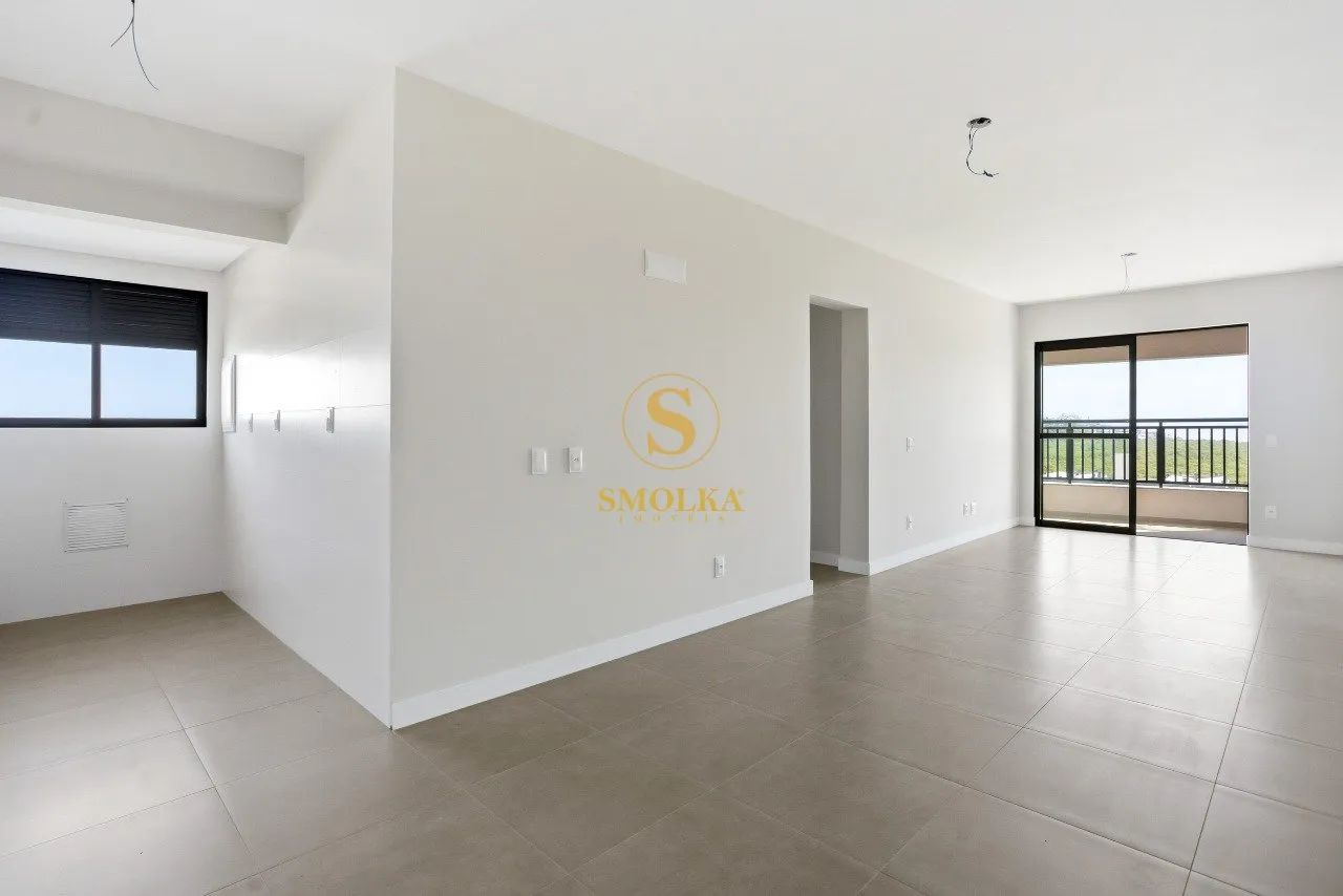 Apartamento à venda com 3 dormitório, sendo 1 suíte, 1 Hobby box e 2 vagas cobertas, no ba - Foto 2