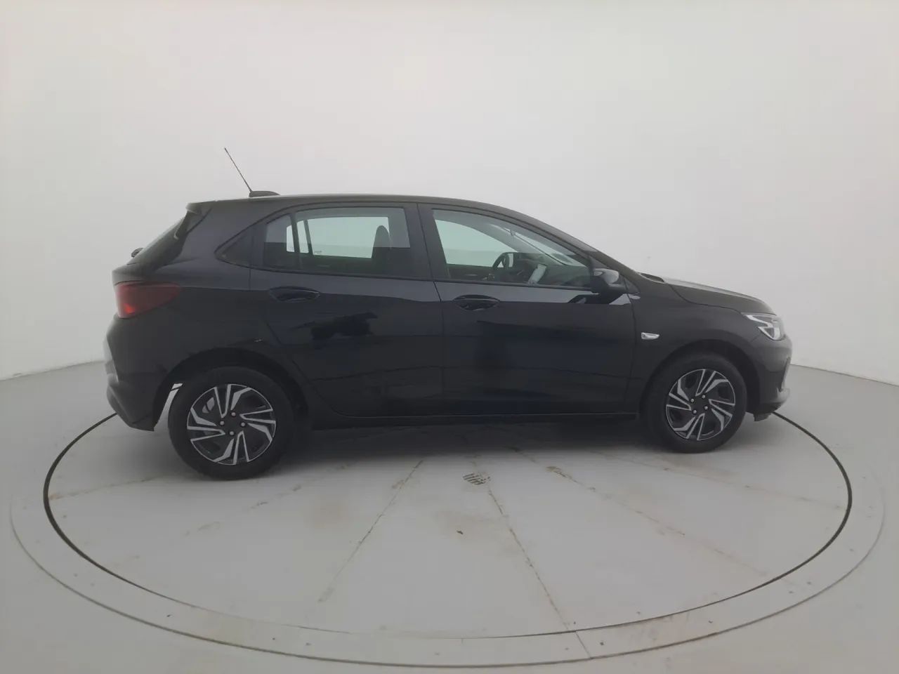 Chevrolet Onix Hatch LT 1.0 12V Flex Mec. 4P, foto 6 de 18