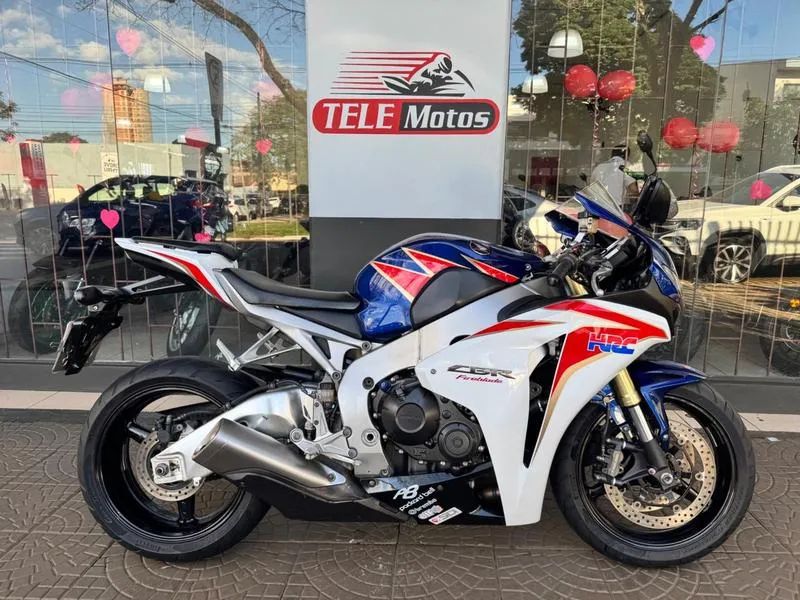 HONDA CBR 1000RR FIREBLADE 2011