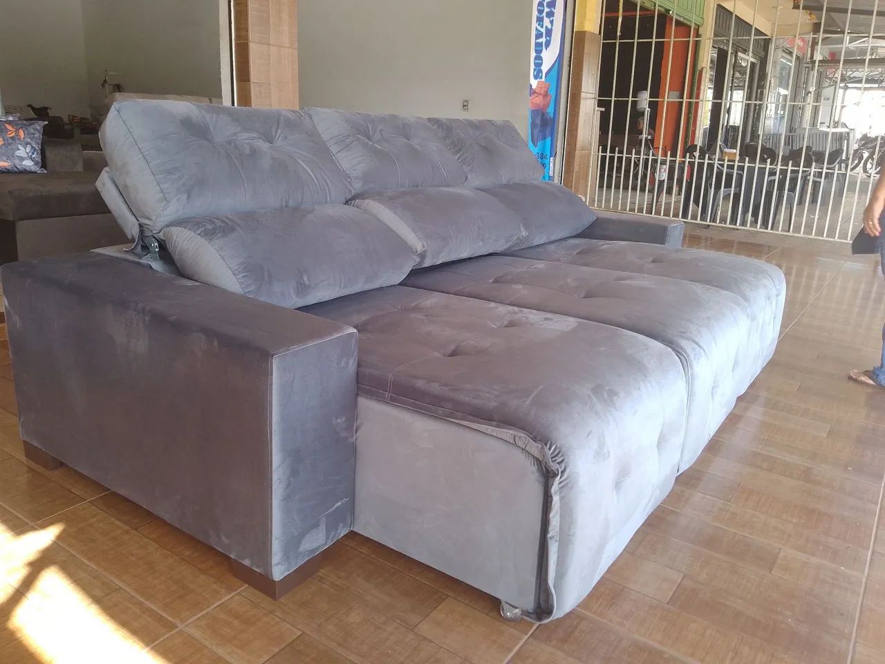Sofás retrátil e reclinável Pronta entrega. - Foto 5