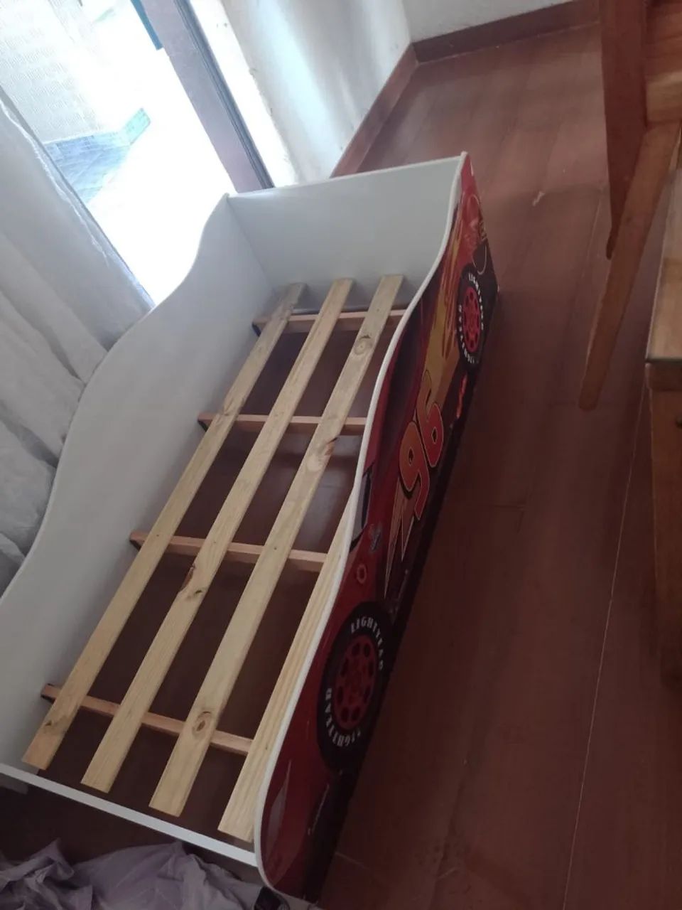 cama para criança relâmpago do McQueen 