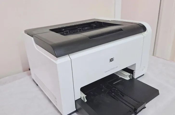 Impressora HP LaserJet Pro CP1025 Color - Excelente estado - Foto 3