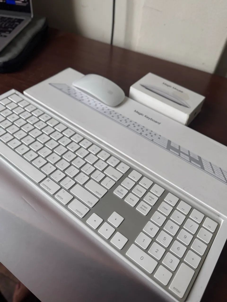 Kit Apple ( magic mouse 2 e magic keyboard) Zero415985458217625600
