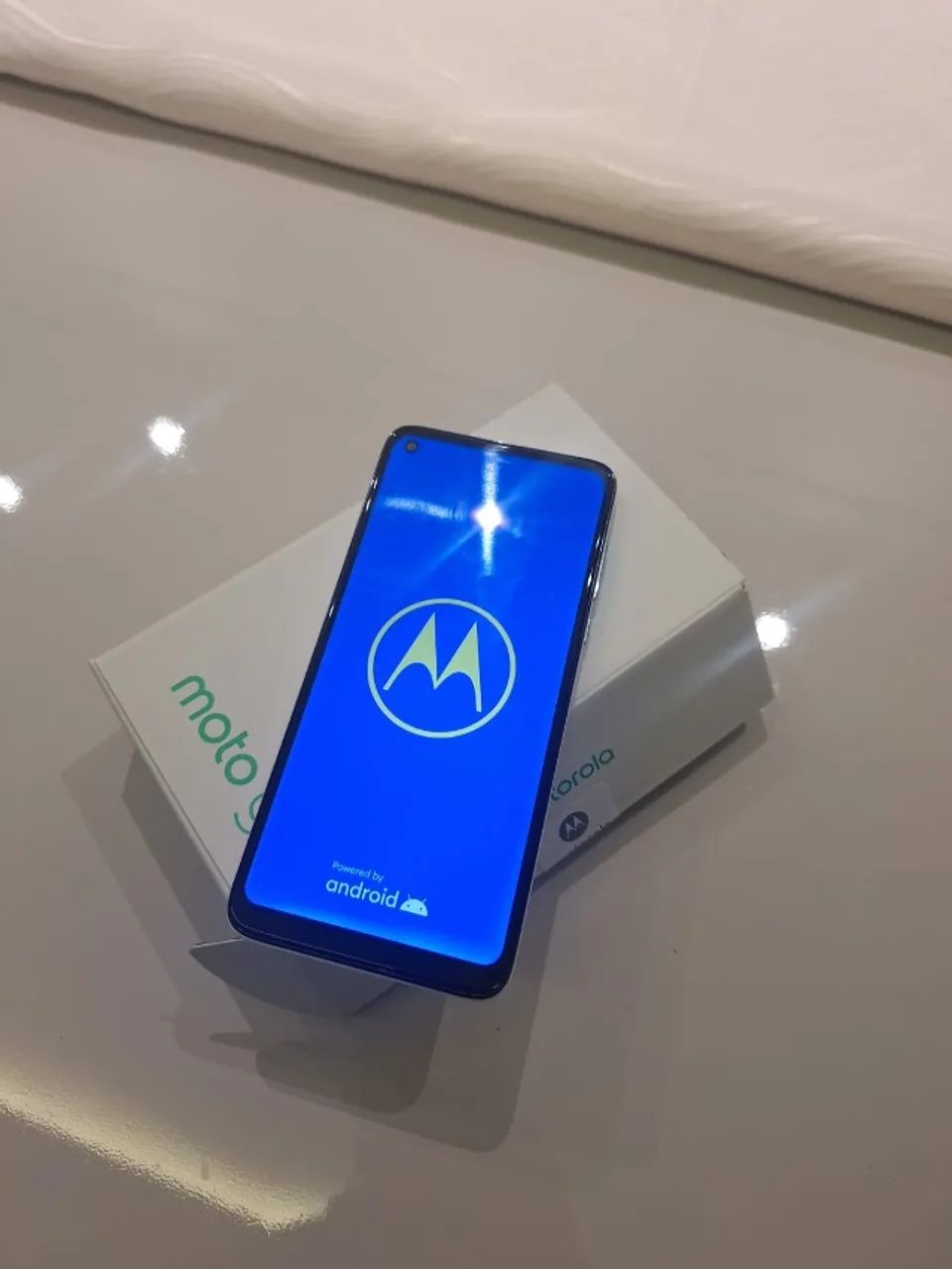 Smartphone - Motorola G8  Prisma 64G
