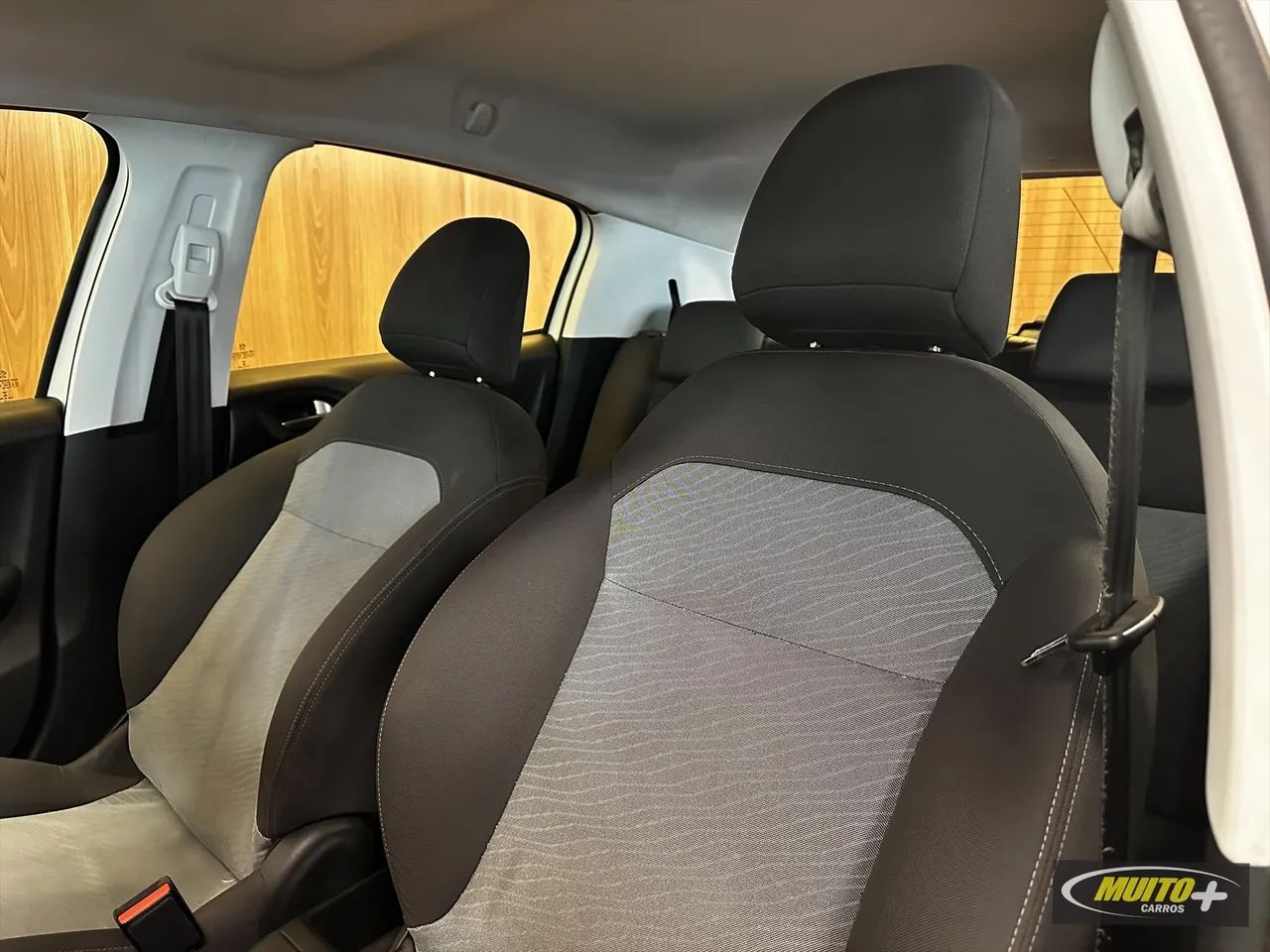 Peugeot 208 Active/active Pack 1.5 Flex 8V 5P 2014 - Foto 7