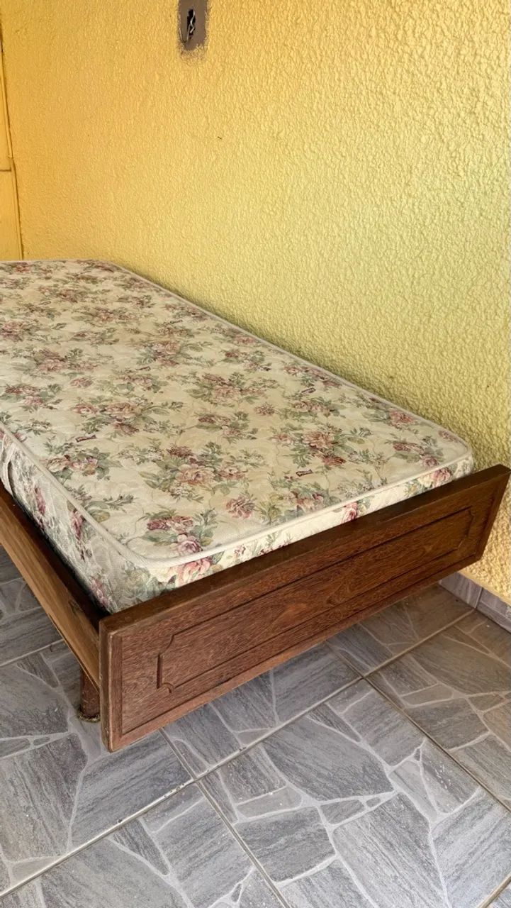 Cama de solteiro madeira maciça com colchão probel em ótimo estado  - Foto 2