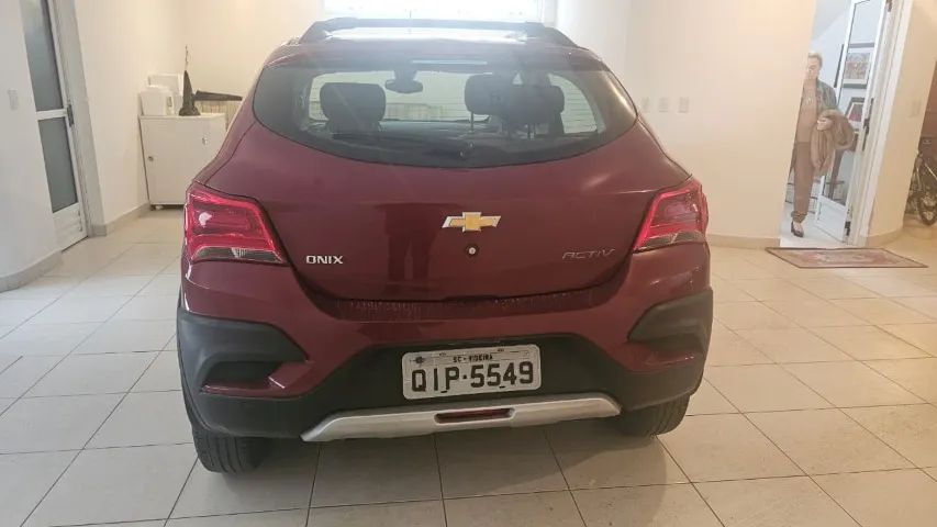 Chevrolet Onix Activ 1.4 8V Flex Aut. 4P 2018 - Foto 5