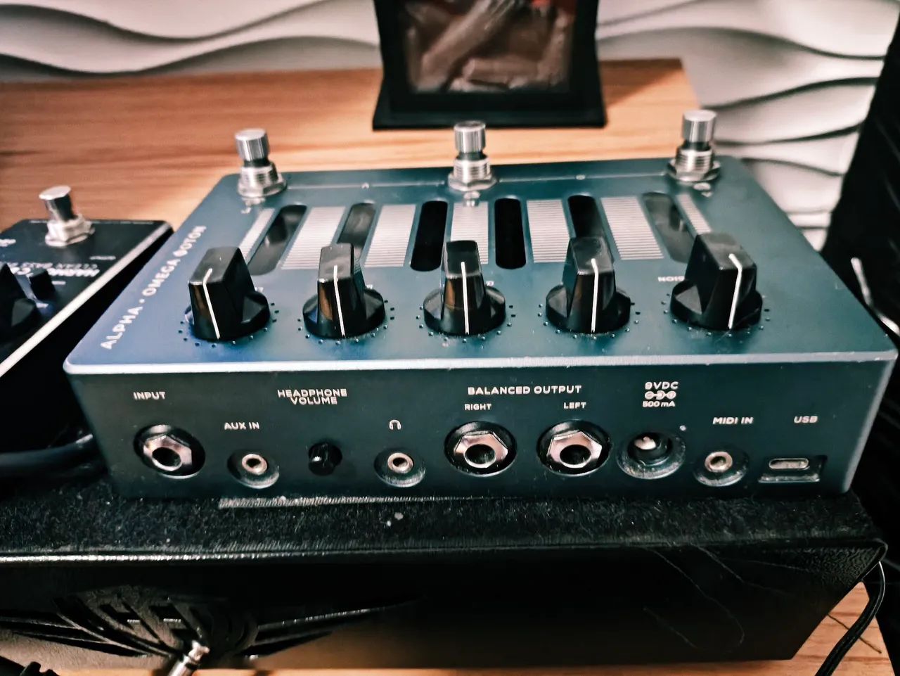 Pedal de baixo darkglass Alpha e omega photon - Instrumentos